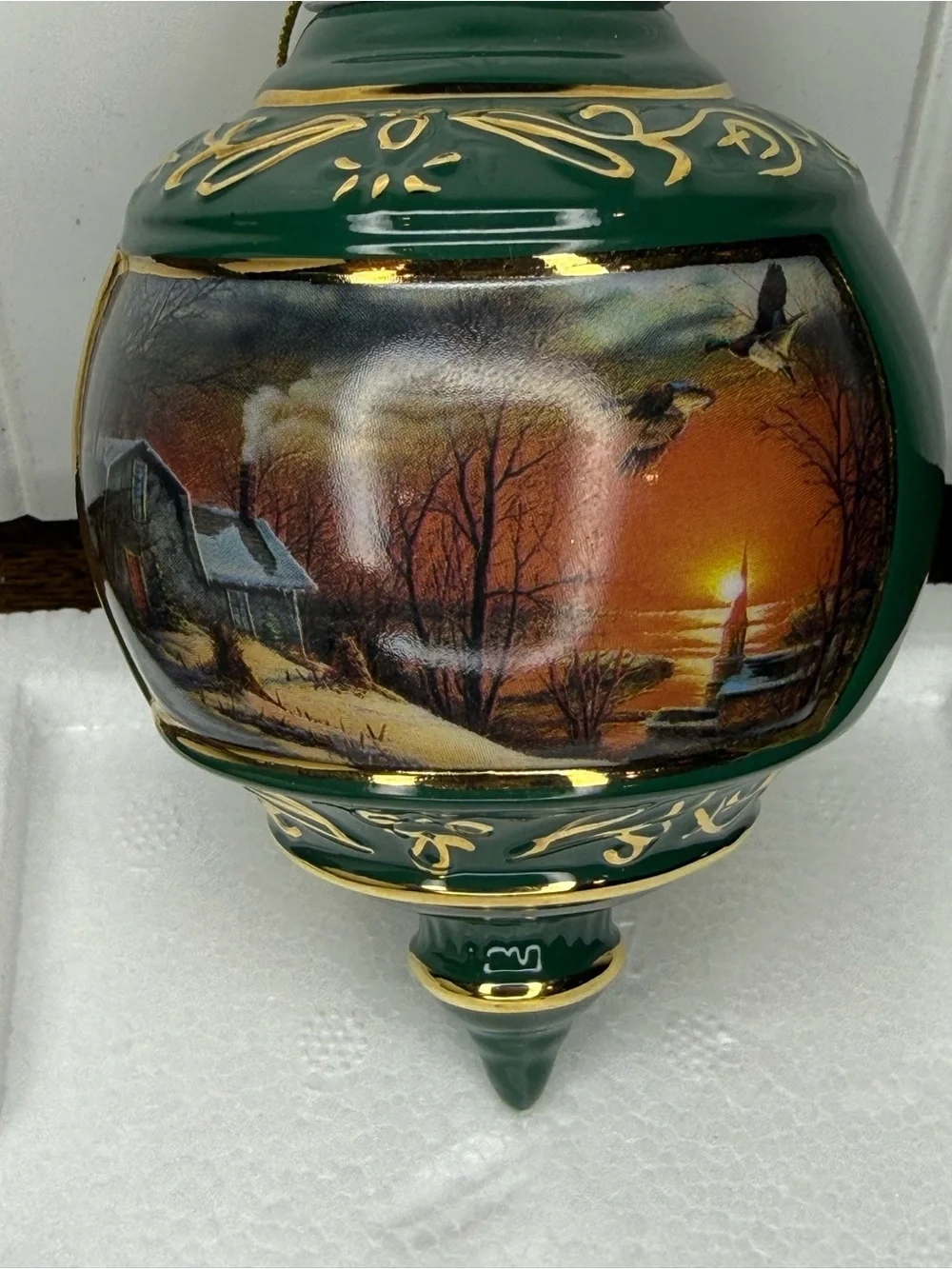 The Hadley Collection Terry Redlin Heirloom Ornament #2022259- Sharing Season 1